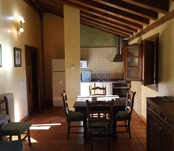 La Fragua De Alvaro 2 בית נופש Turégano